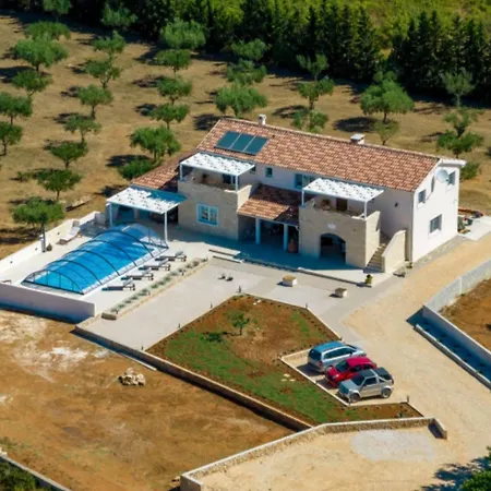 Rustic Perosa With Heating Pool