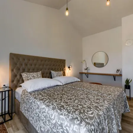 Villa Rustic Perosa With Heating Pool *